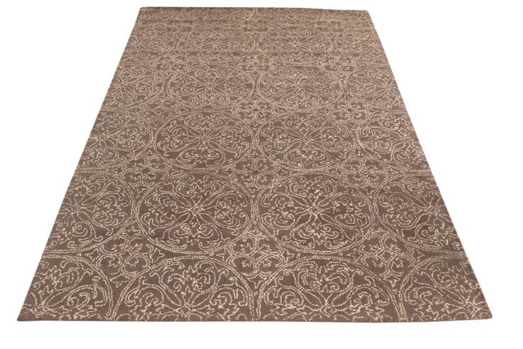 Detail image of 5' x 7' 10 Luna Rug