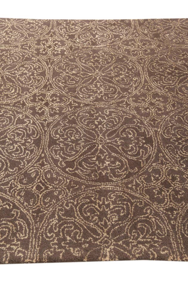 Detail image of 5' x 7' 10 Luna Rug