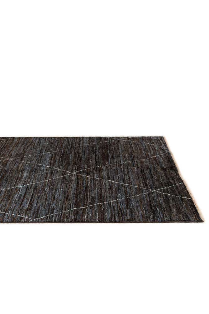 4' 9 x 6' 4 Hand Knotted Moroccan Wool Rug