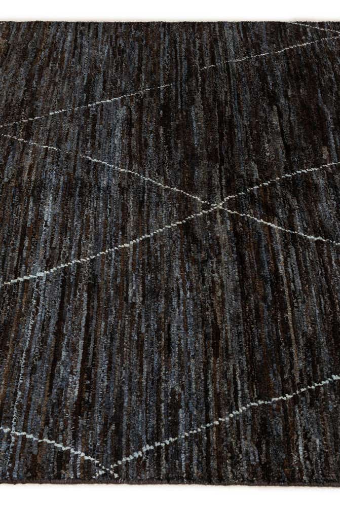 4' 9 x 6' 4 Hand Knotted Moroccan Wool Rug