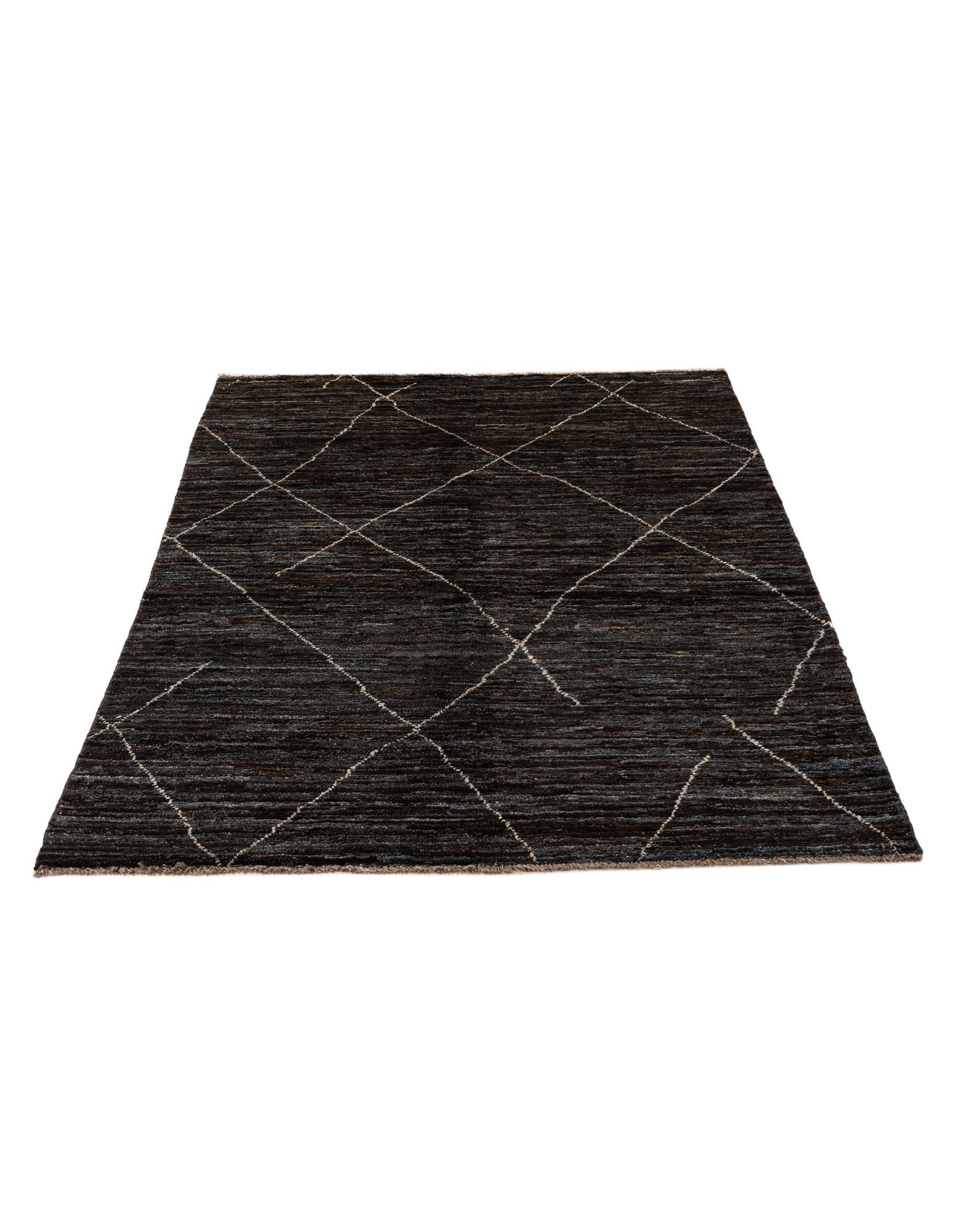 4' 7 x 6' 5 Hand Knotted Moroccan Wool Rug
