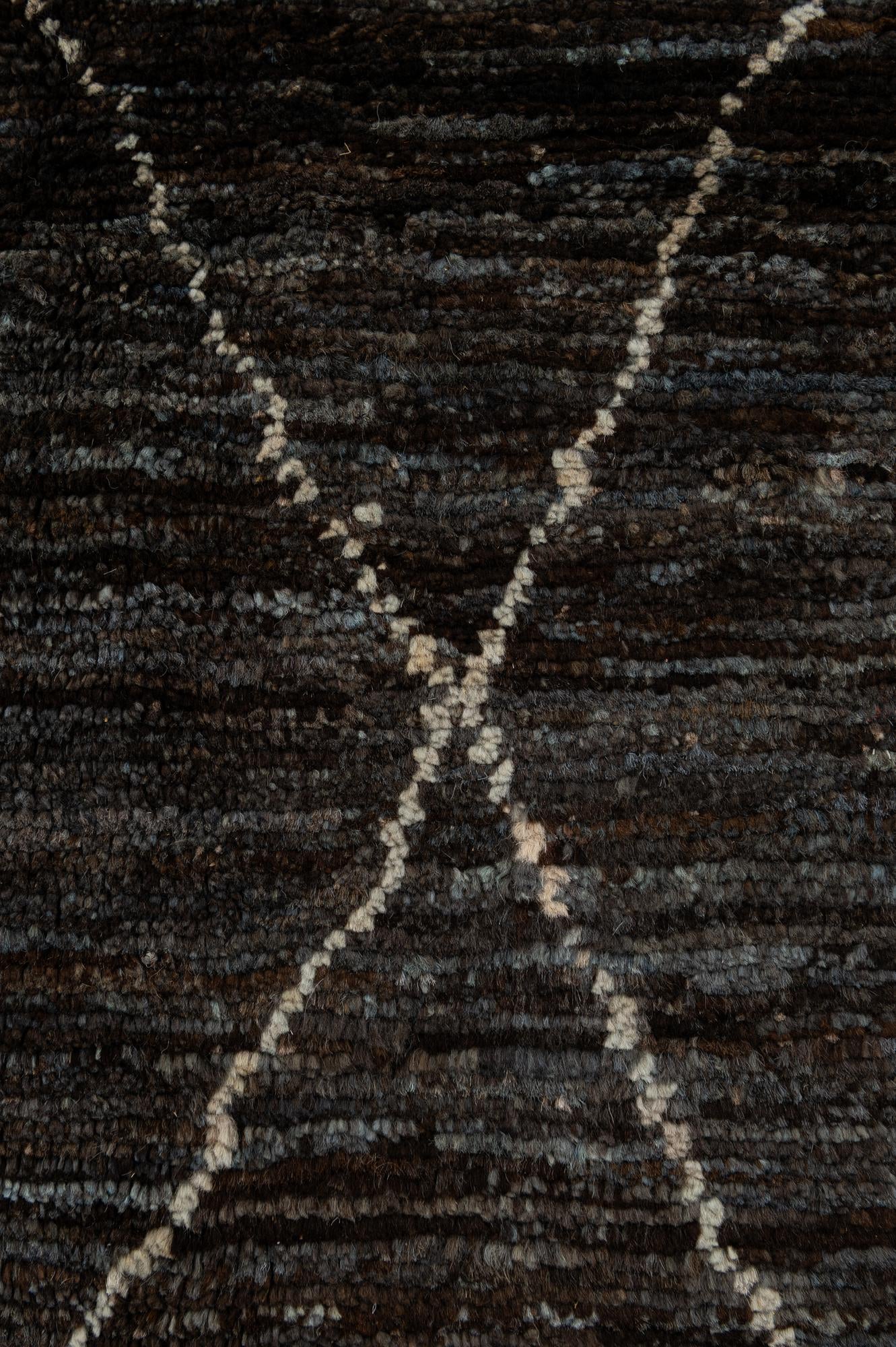 4' 7 x 6' 5 Hand Knotted Moroccan Wool Rug