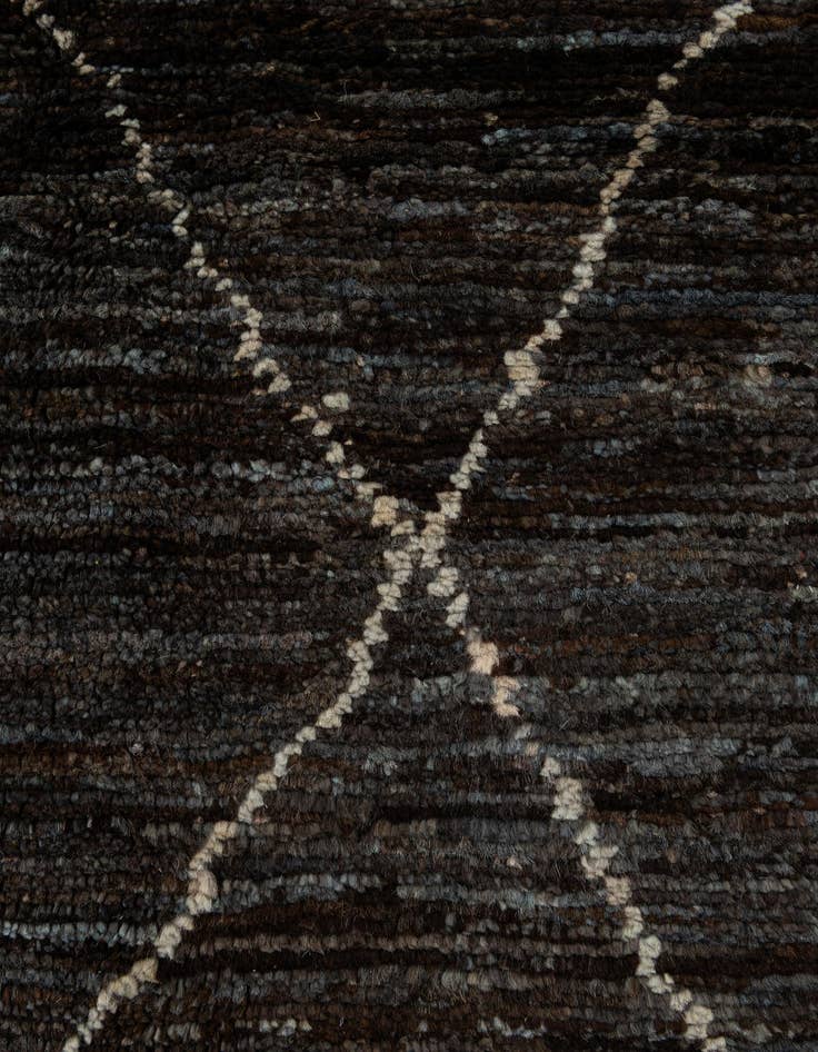 Detail image of 4' 7 x 6' 5  Hand Knotted Moroccan Wool Rug