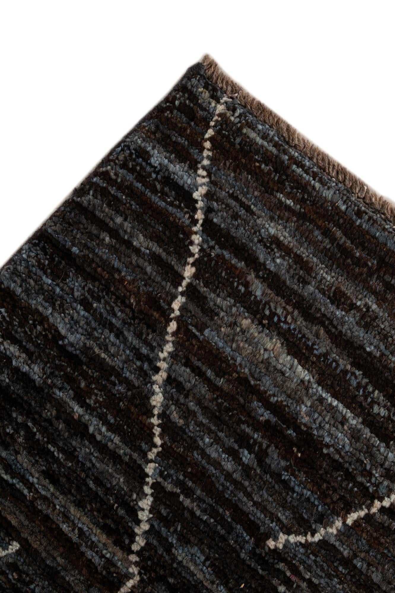 4' 7 x 6' 5 Hand Knotted Moroccan Wool Rug