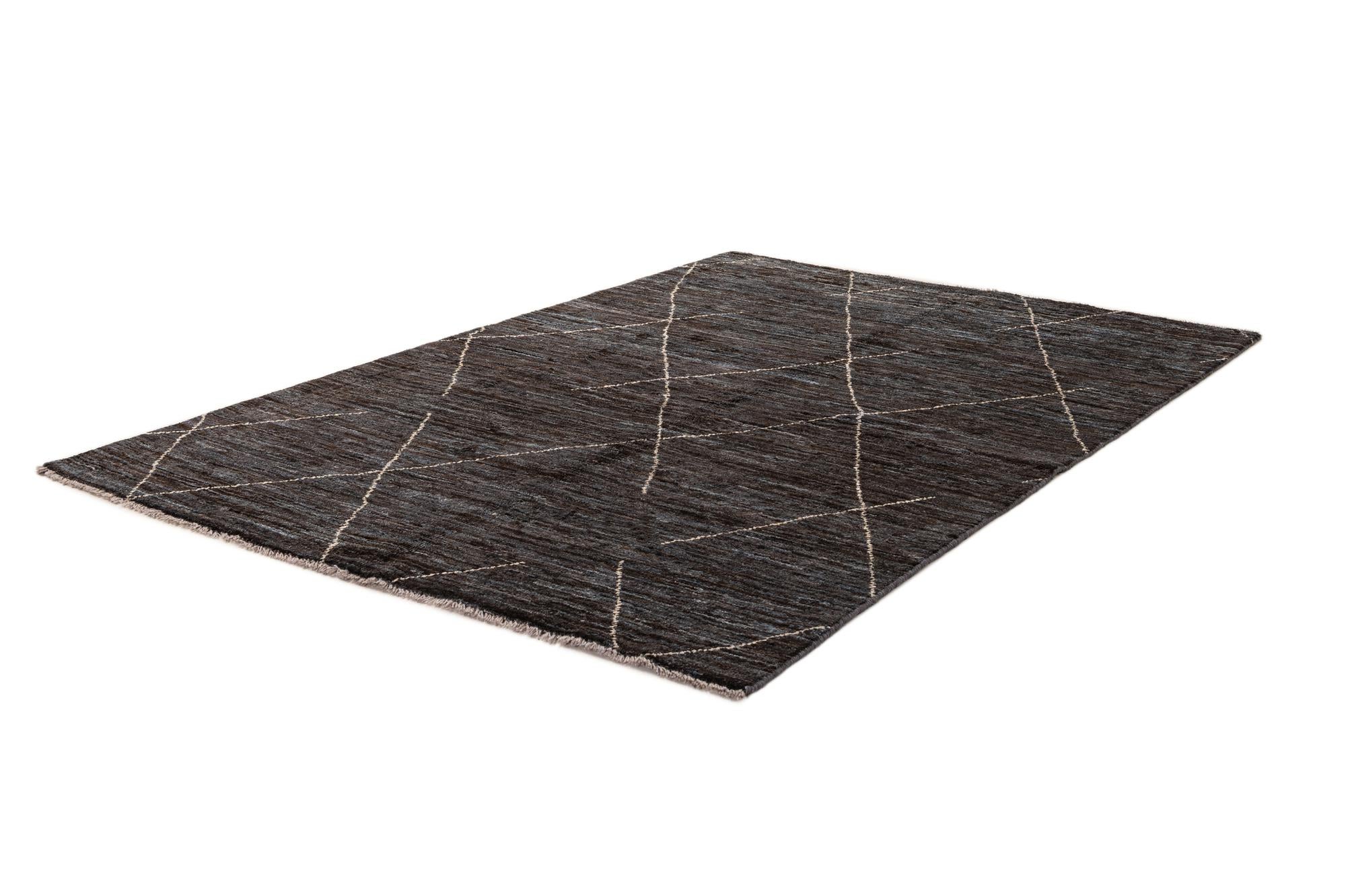 5' x 7' 4 Hand Knotted Moroccan Wool Rug