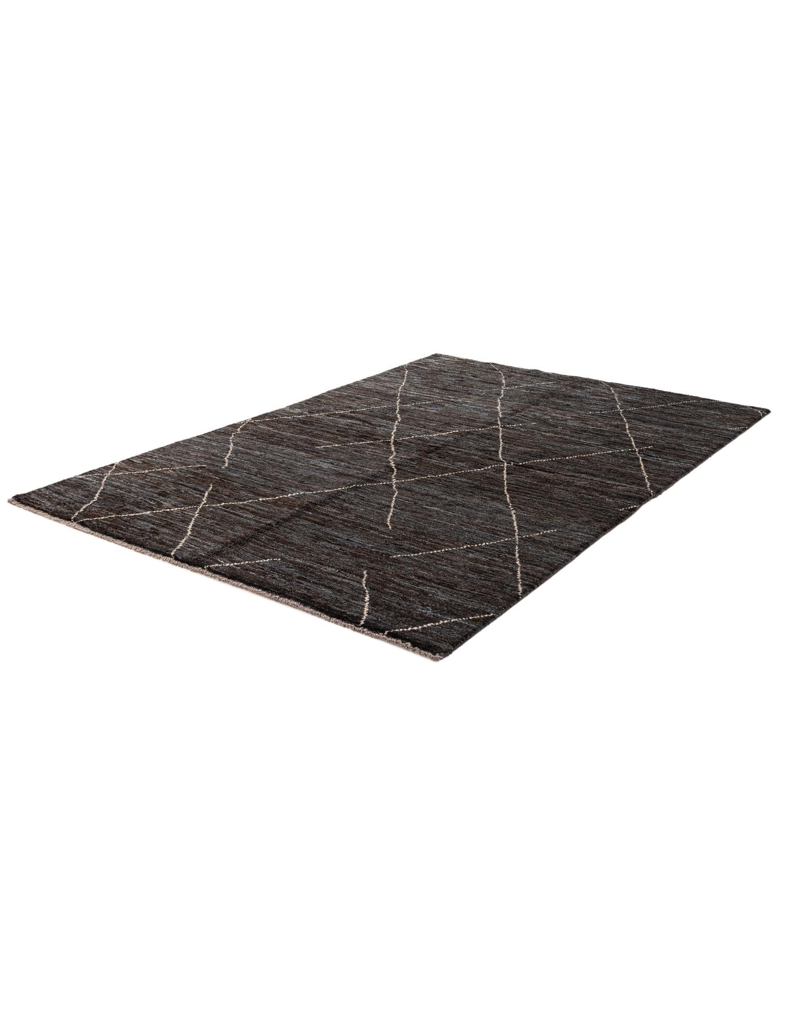 5' x 7' 4 Hand Knotted Moroccan Wool Rug