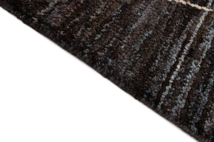 Detail image of 5' x 7' 4 Hand Knotted Moroccan Wool Rug