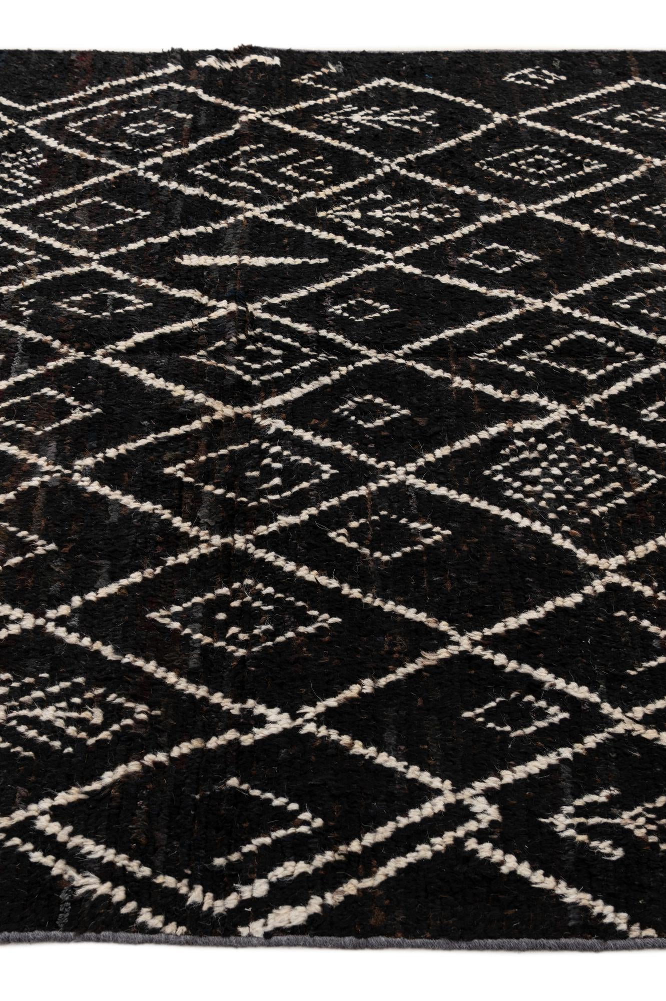 5' 4 x 7' 10 Hand Knotted Moroccan Wool Rug