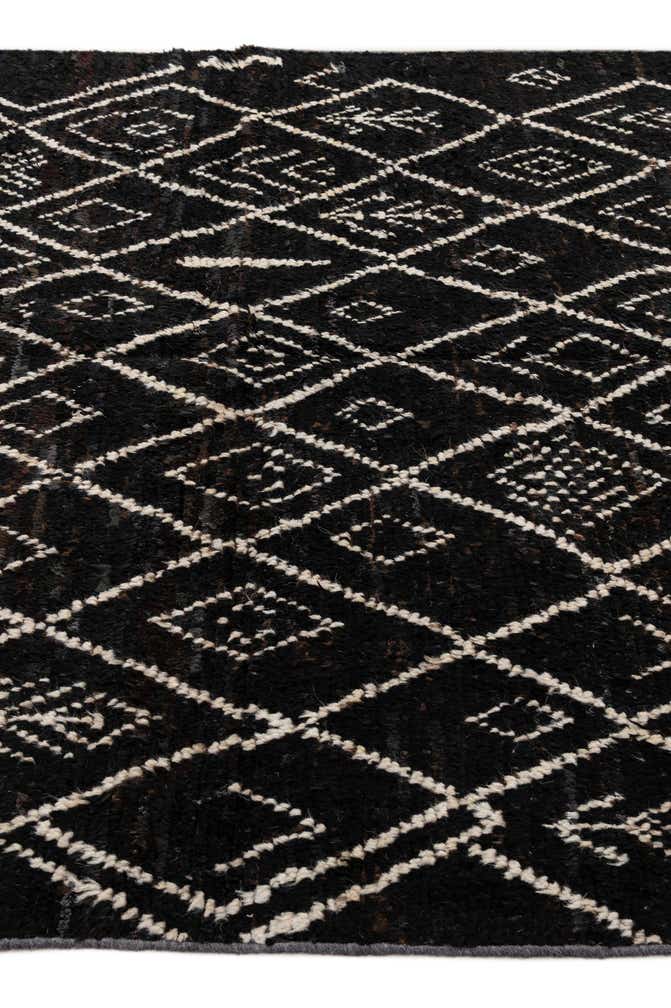 5' 4 x 7' 10 Hand Knotted Moroccan Wool Rug