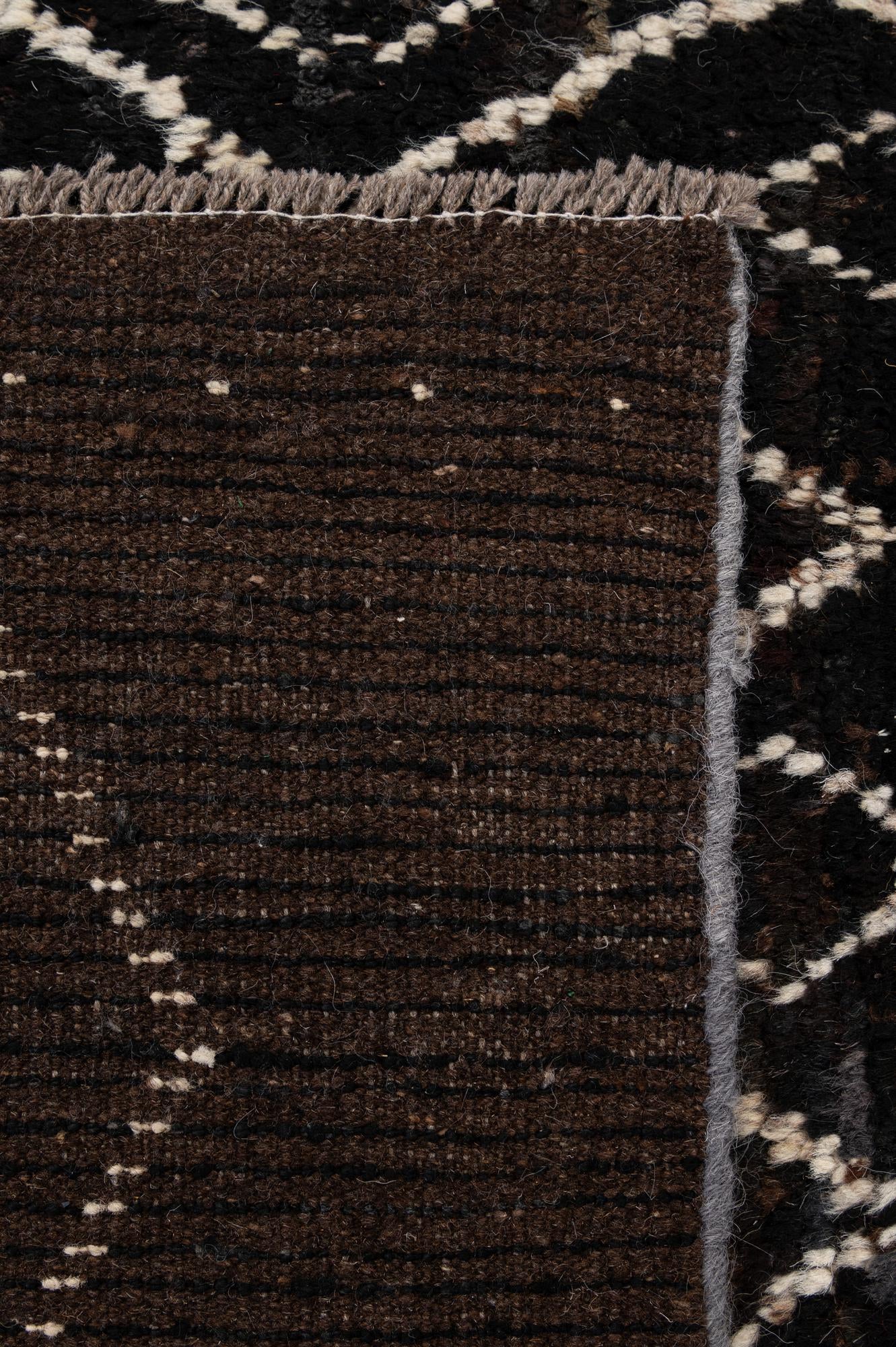 5' 4 x 7' 10 Hand Knotted Moroccan Wool Rug