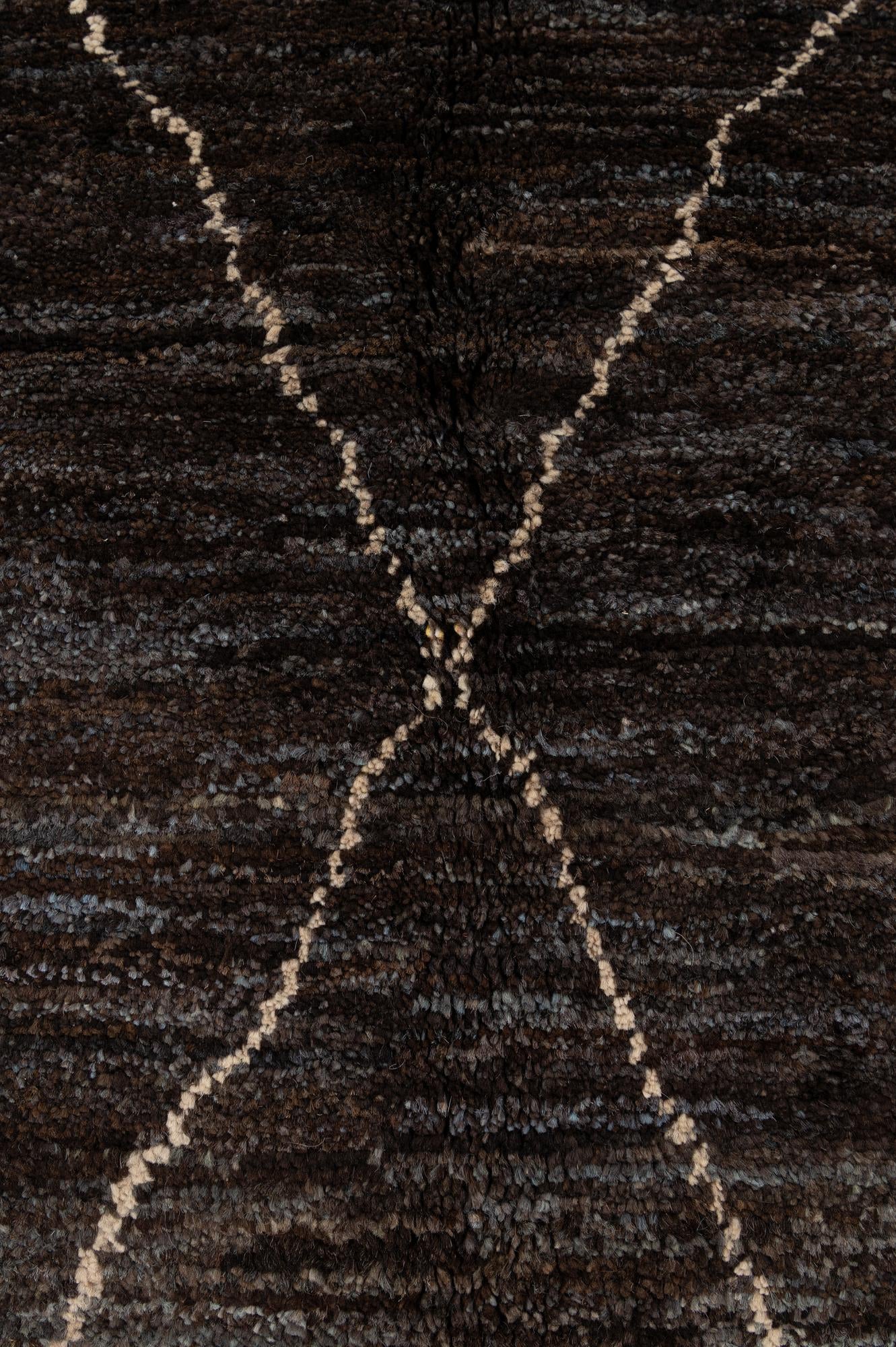 5' 1 x 7' 4 Hand Knotted Moroccan Wool Rug