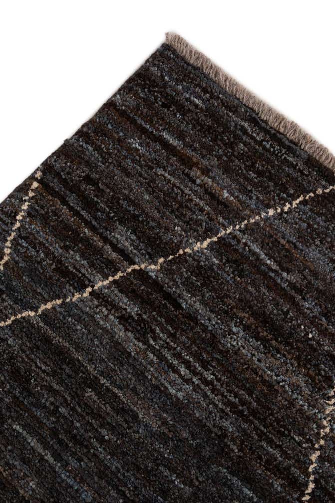 5' 1 x 7' 4 Hand Knotted Moroccan Wool Rug