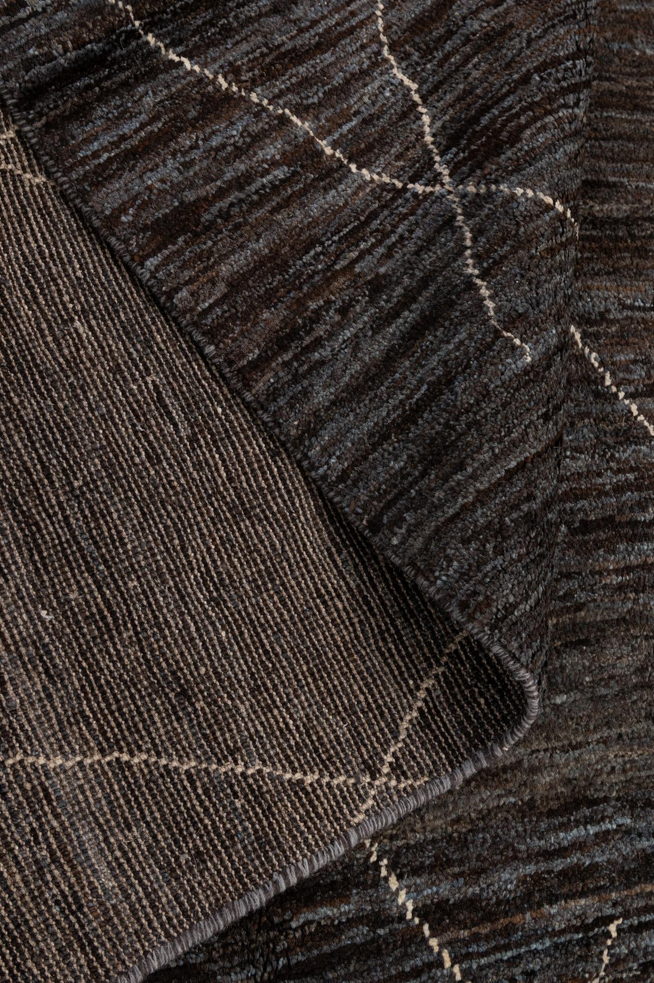 5' 2 x 7' 7 Hand Knotted Moroccan Wool Rug