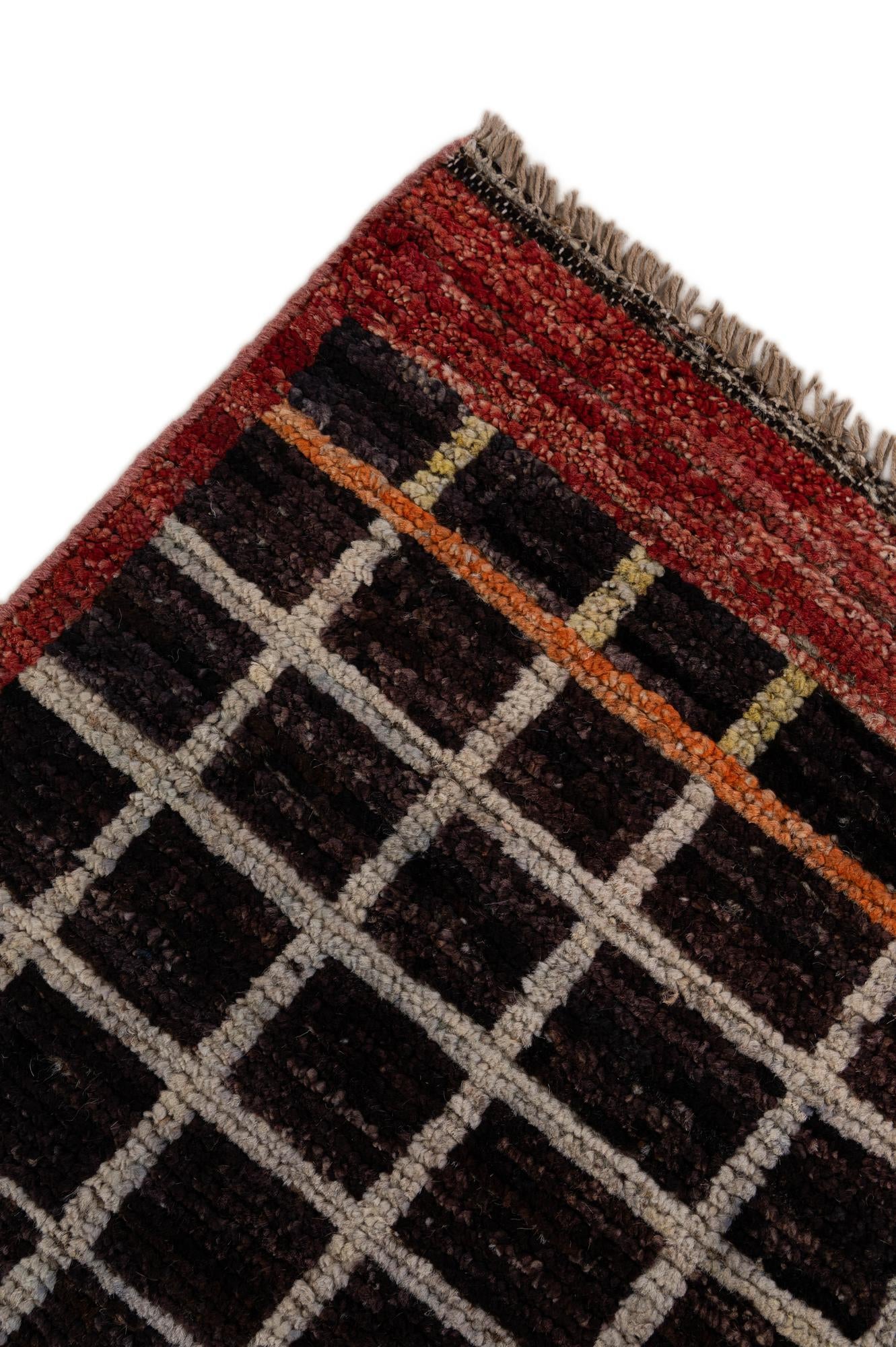 8' 1 x 9' 5 Hand Knotted Moroccan Wool Rug