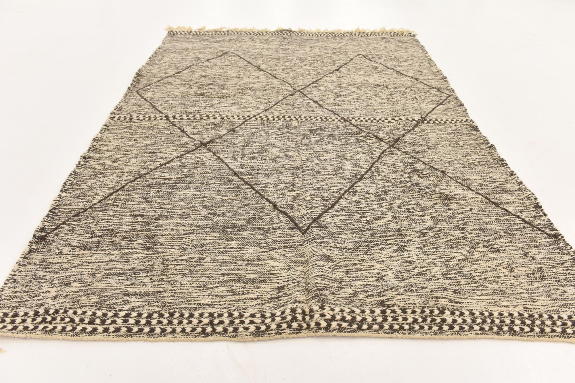 6' 10 x 9' 10 Hand Knotted Moroccan Wool Rug