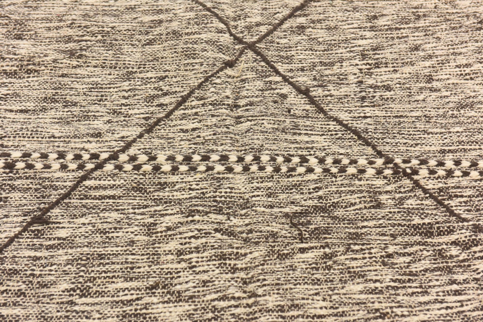 6' 10 x 9' 10 Hand Knotted Moroccan Wool Rug