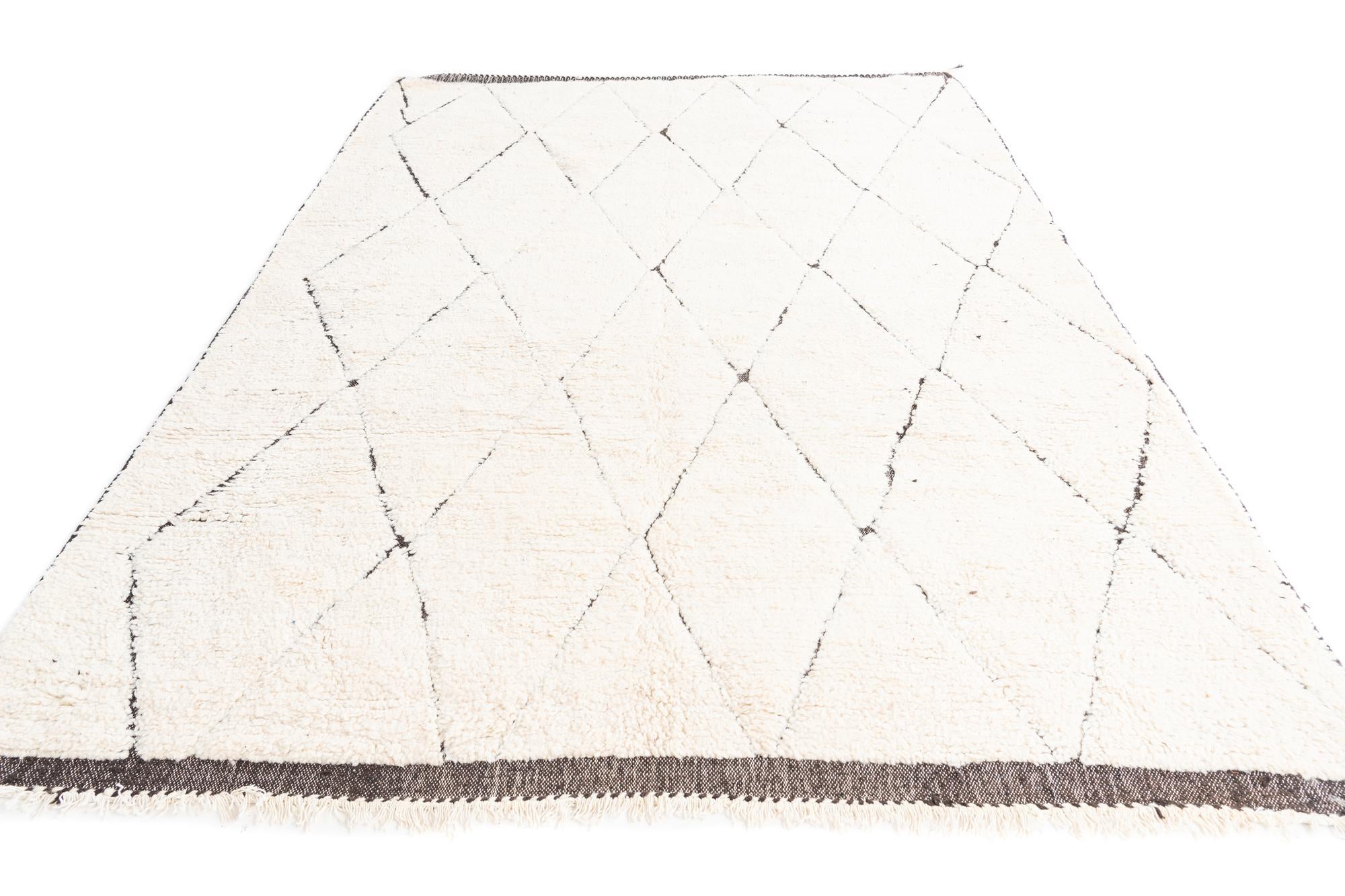 7' x 9' 9 Hand Knotted Moroccan Wool Rug