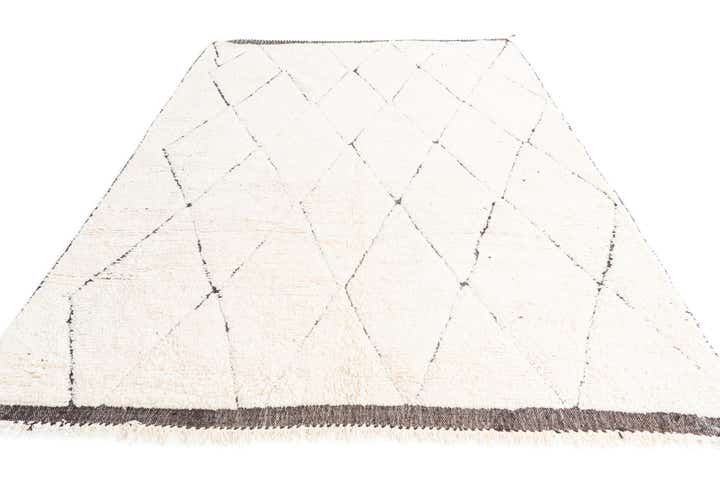 7' x 9' 9 Hand Knotted Moroccan Wool Rug