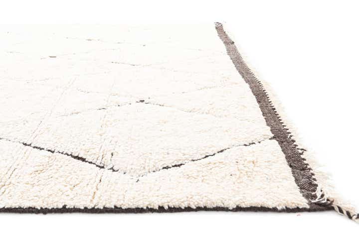 7' x 9' 9 Hand Knotted Moroccan Wool Rug