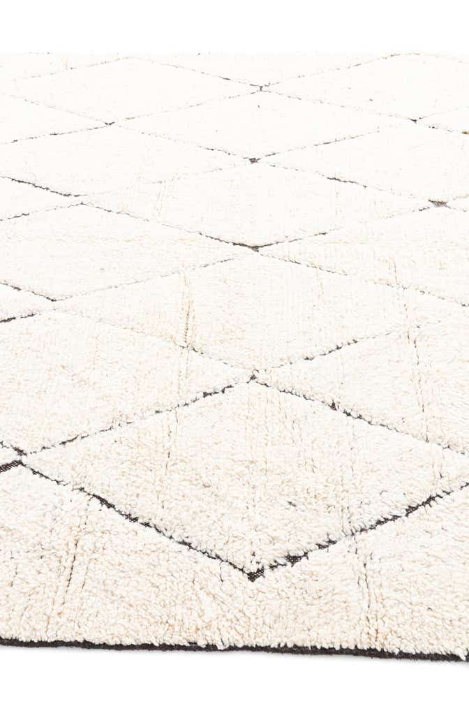 7' x 9' 9 Hand Knotted Moroccan Wool Rug