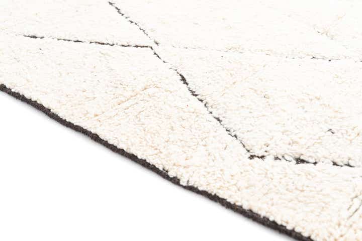 7' x 9' 9 Hand Knotted Moroccan Wool Rug