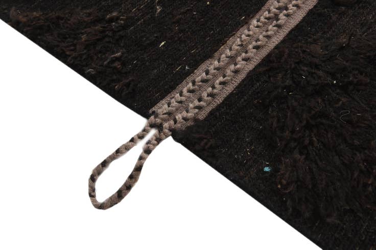 Detail image of 5' x 9' 4 Hand Knotted Moroccan Wool Rug