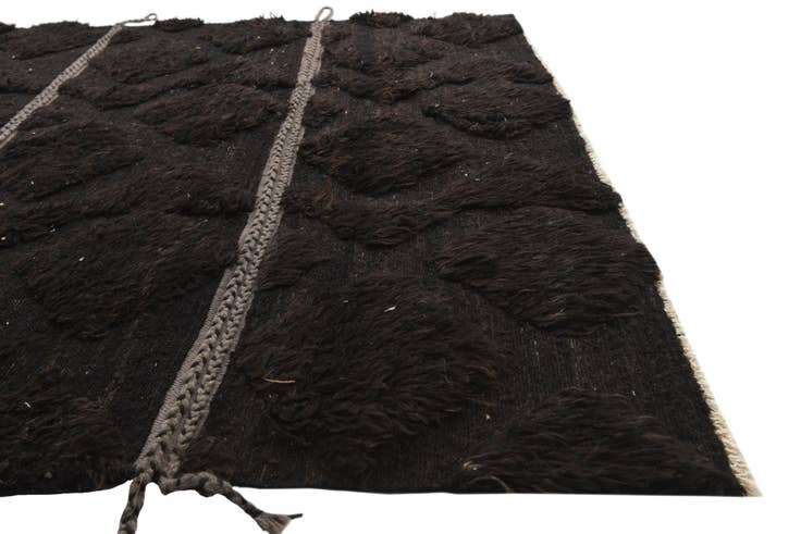 Detail image of 5' 2 x 9' 6 Hand Knotted Moroccan Wool Rug