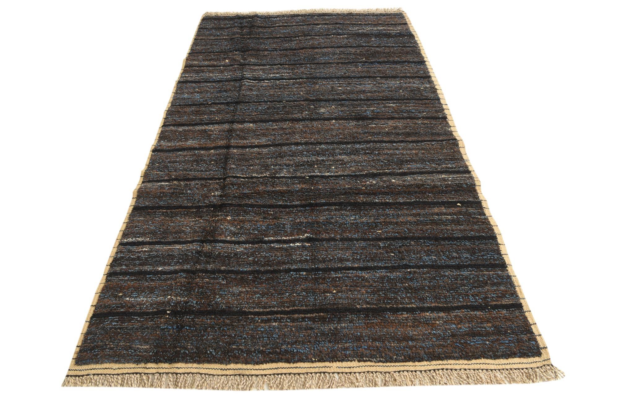 5' x 9' Hand Knotted Moroccan Wool Rug