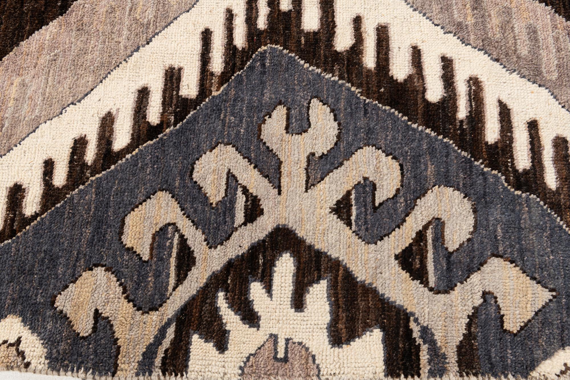 9' 10 x 13' 8 Hand Knotted Moroccan Wool Rug