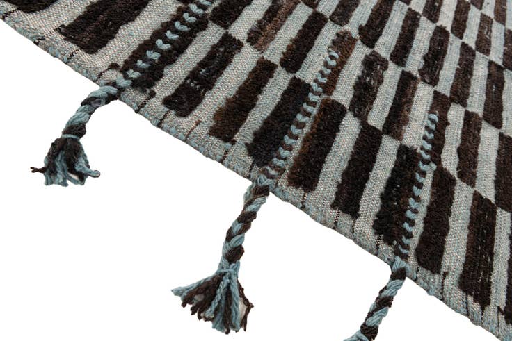 Detail image of 8' 1 x 10' 3 Hand Knotted Moroccan Wool Rug