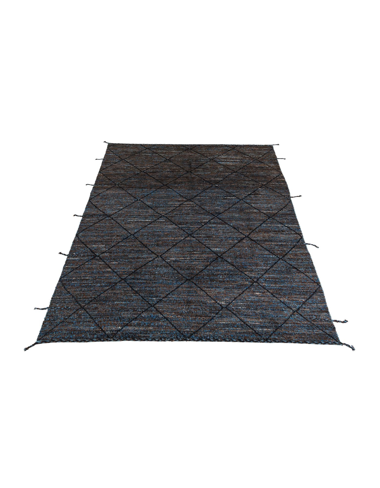 7' 7 x 10' Hand Knotted Moroccan Wool Rug