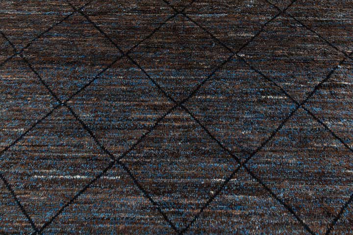 7' 7 x 10' Hand Knotted Moroccan Wool Rug
