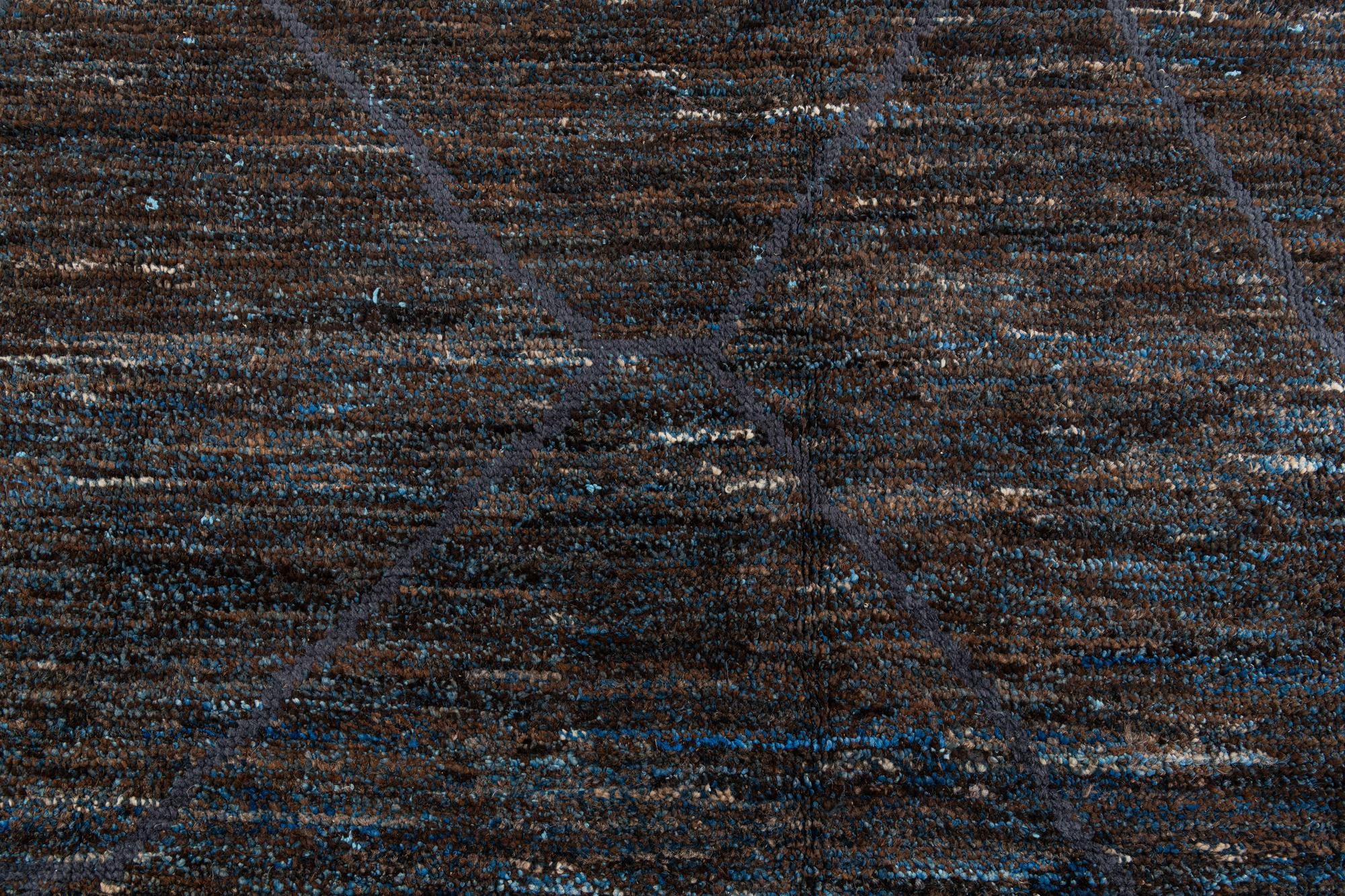 7' 10 x 10' 2 Hand Knotted Moroccan Wool Rug