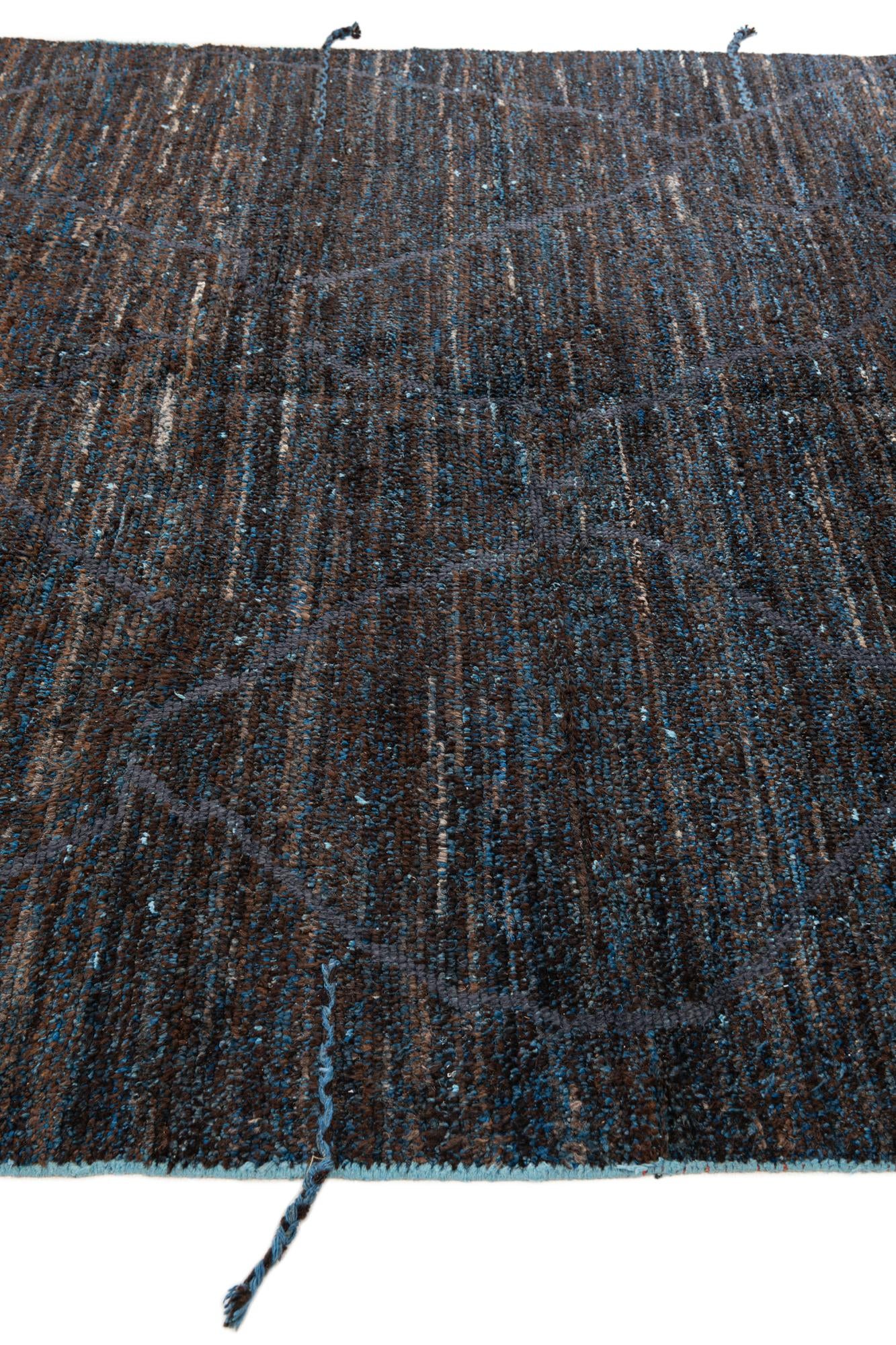 7' 9 x 10' 1 Hand Knotted Moroccan Wool Rug
