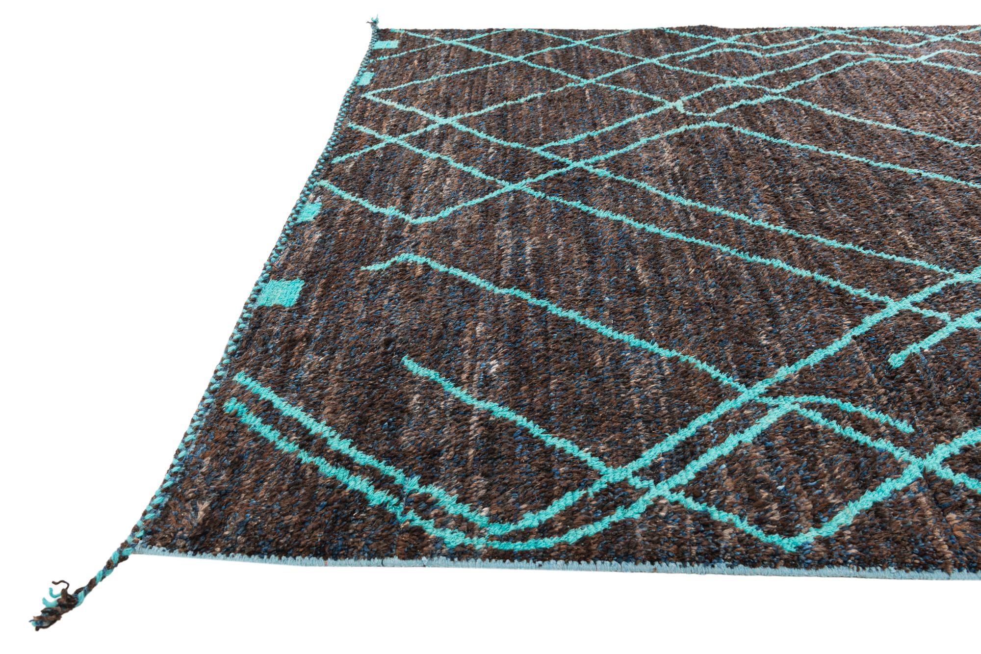 8' x 10' 1 Hand Knotted Moroccan Wool Rug