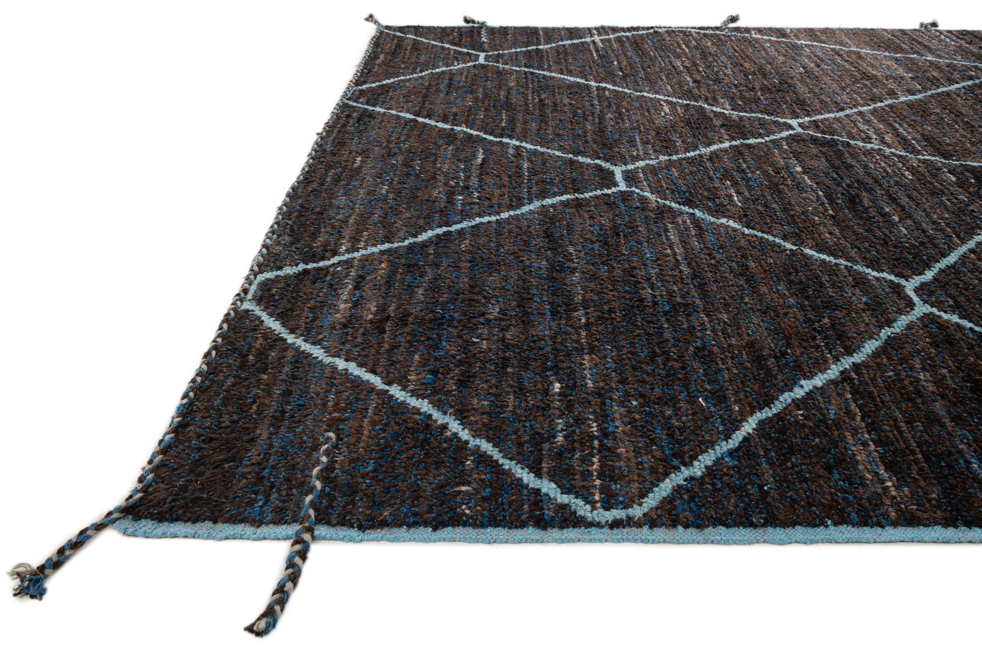 8' x 10' 2 Hand Knotted Moroccan Wool Rug