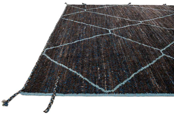 8' x 10' 2 Hand Knotted Moroccan Wool Rug