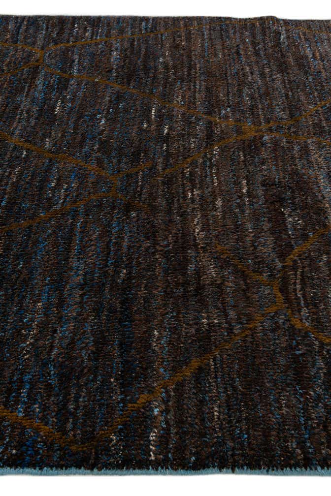 5' 10 x 8' 9 Hand Knotted Moroccan Wool Rug