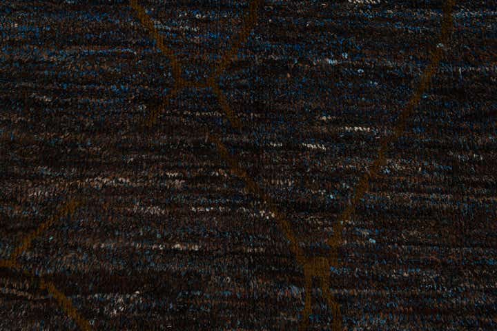 5' 10 x 8' 9 Hand Knotted Moroccan Wool Rug