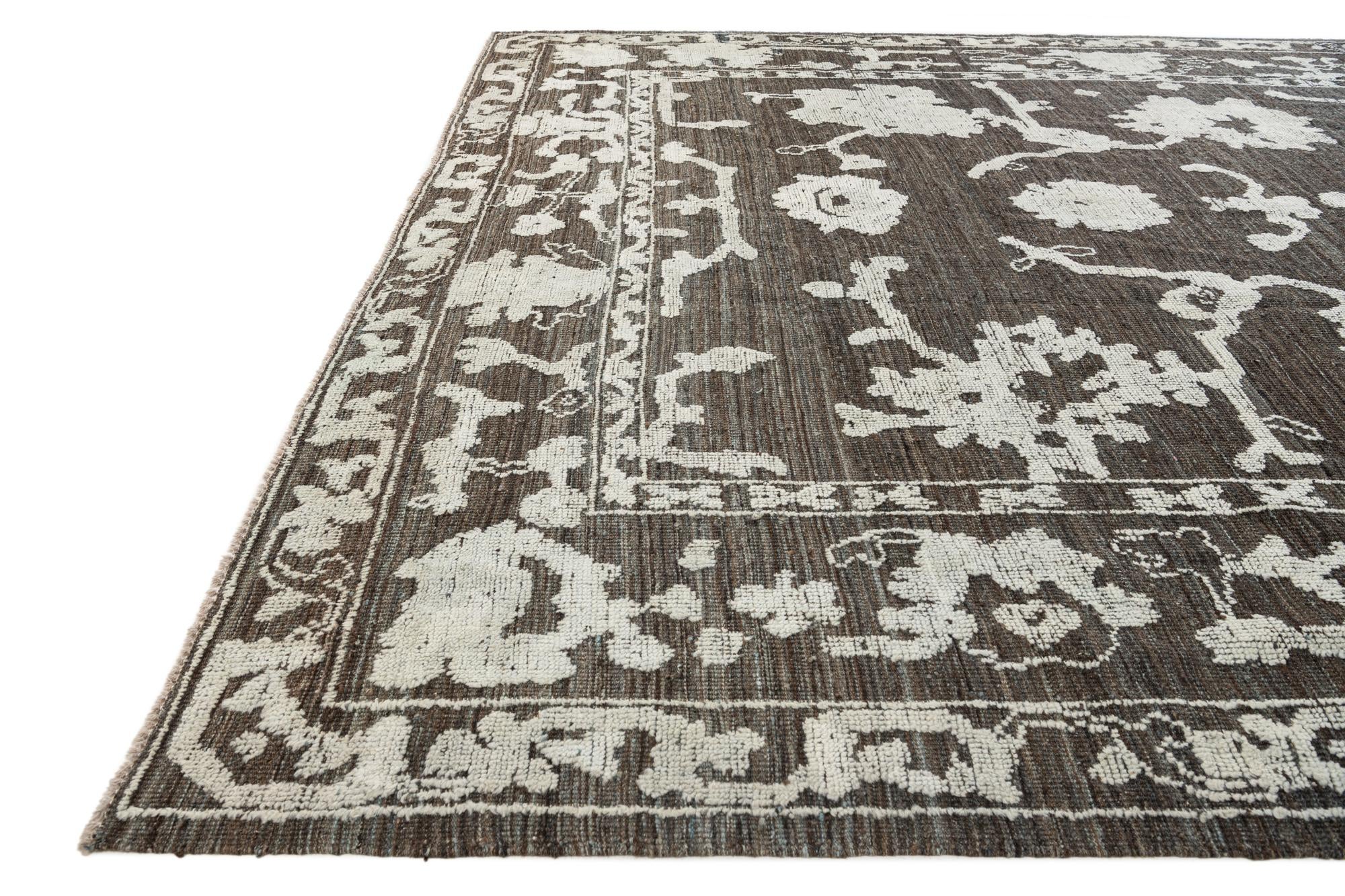 10' 2 x 13' 8 Hand Knotted Oushak Wool Rug