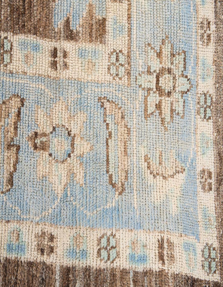 Detail image of 8' 4 x 10' 2  Hand Knotted Oushak Wool Rug