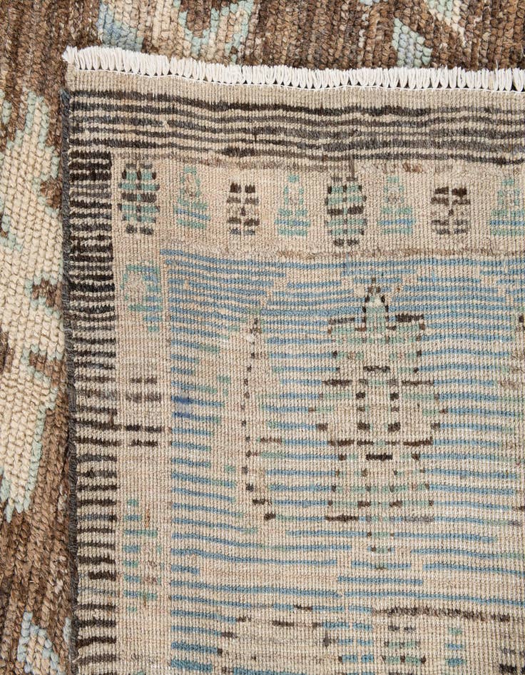 Detail image of 8' 4 x 10' 2  Hand Knotted Oushak Wool Rug