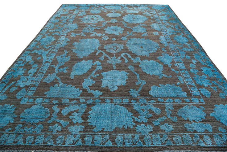 Detail image of 9' 3 x 12' 5 Hand Knotted Oushak Wool Rug
