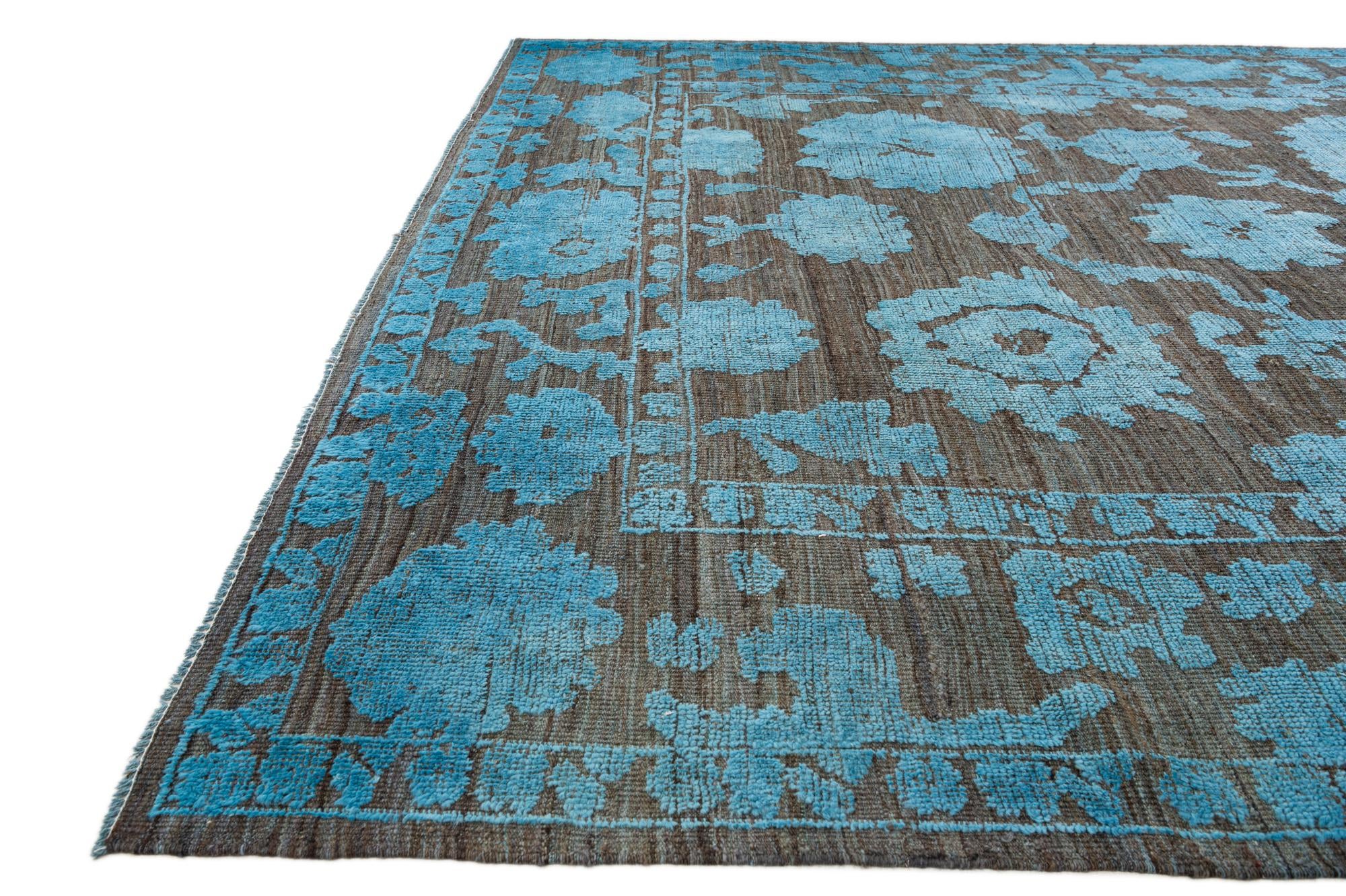 9' 3 x 12' 5 Hand Knotted Oushak Wool Rug