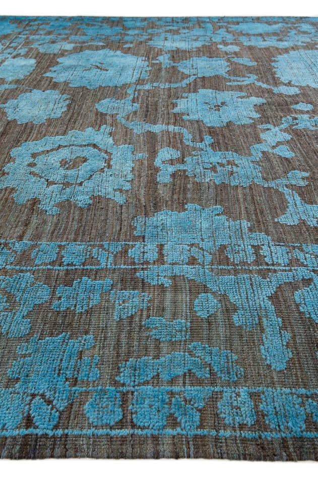 Detail image of 9' 3 x 12' 5 Hand Knotted Oushak Wool Rug