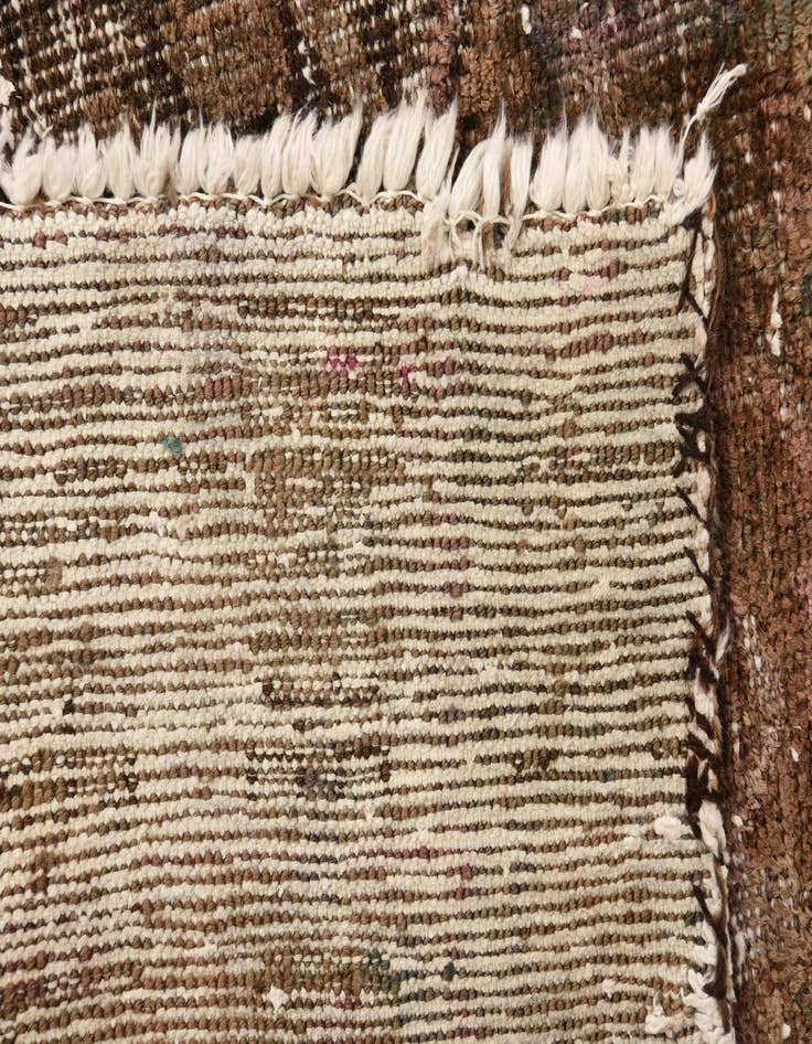 Detail image of 4' x 6' 4 Hand Knotted Ultra Vintage Persian Wool Rug