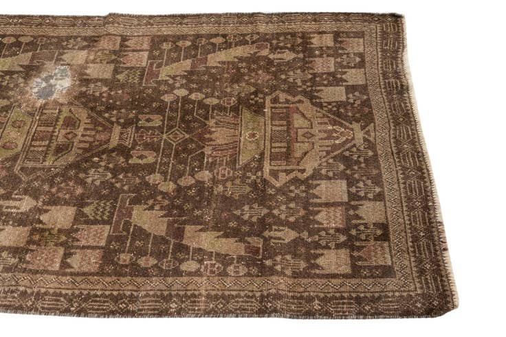Detail image of 3' 5 x 6' 5 Hand Knotted Ultra Vintage Persian Wool Rug