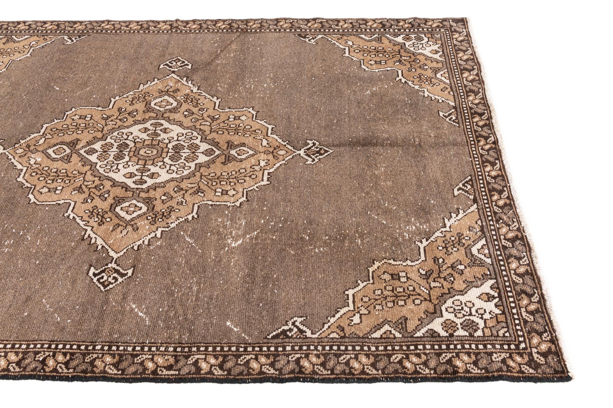 4' 10 x 7' 5 Hand Knotted Ultra Vintage Persian Wool Rug