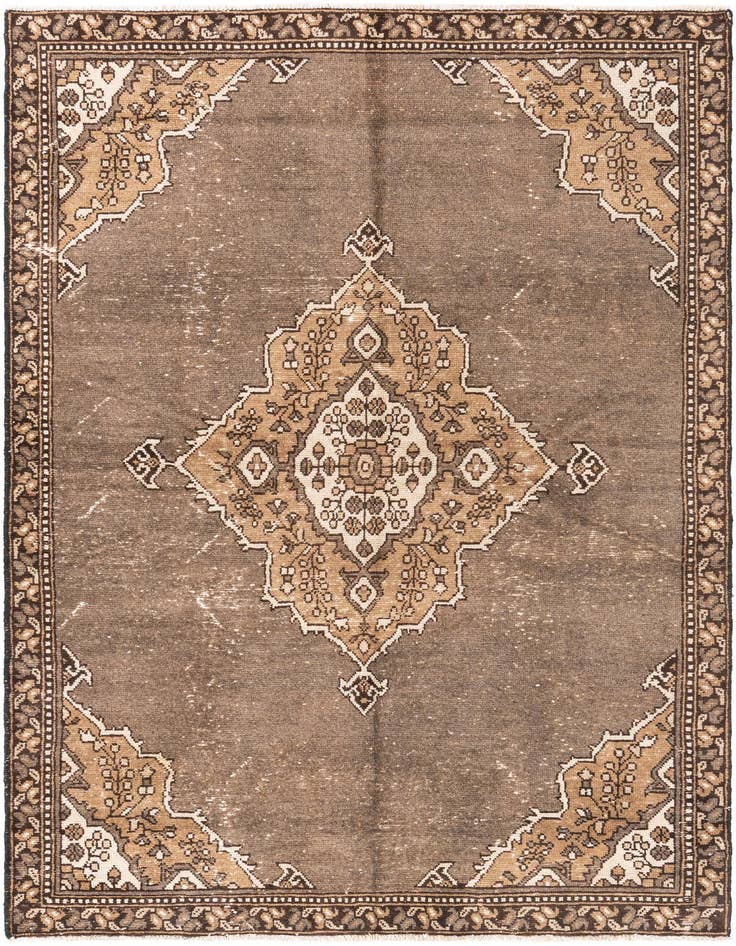 Detail image of 4' 10 x 7' 5 Hand Knotted Ultra Vintage Persian Wool Rug