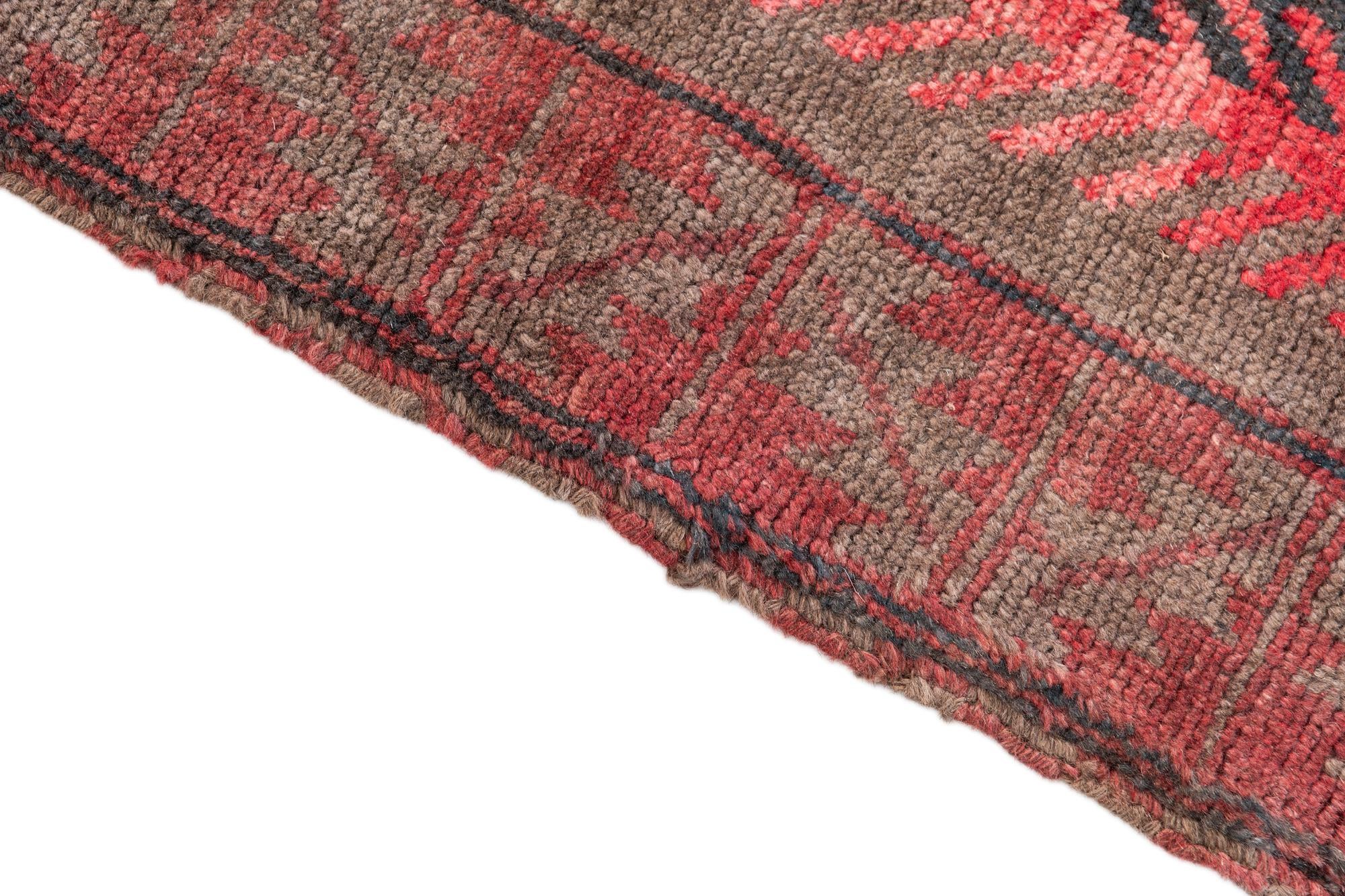 2' 10 x 4' 8 Hand Knotted Ultra Vintage Persian Wool Rug